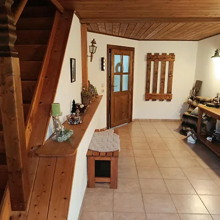 Frieda Apartment *